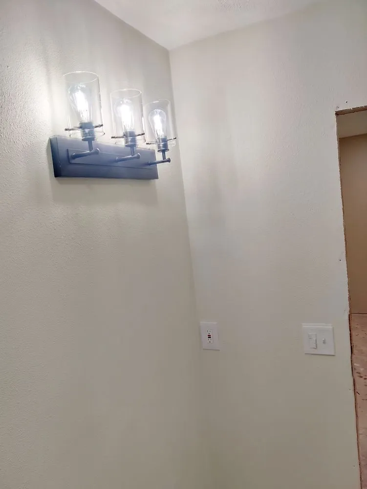 Emergency electrician providing emergency electrical service in Alpena, AR - Jetton Electric