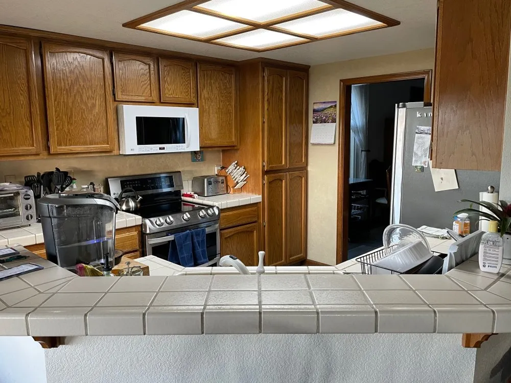 Slide of JG Electric