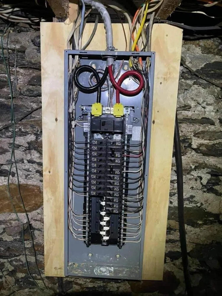 Slide of J&G Electrical