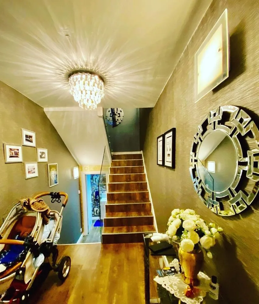 Slide of J&G Electricians