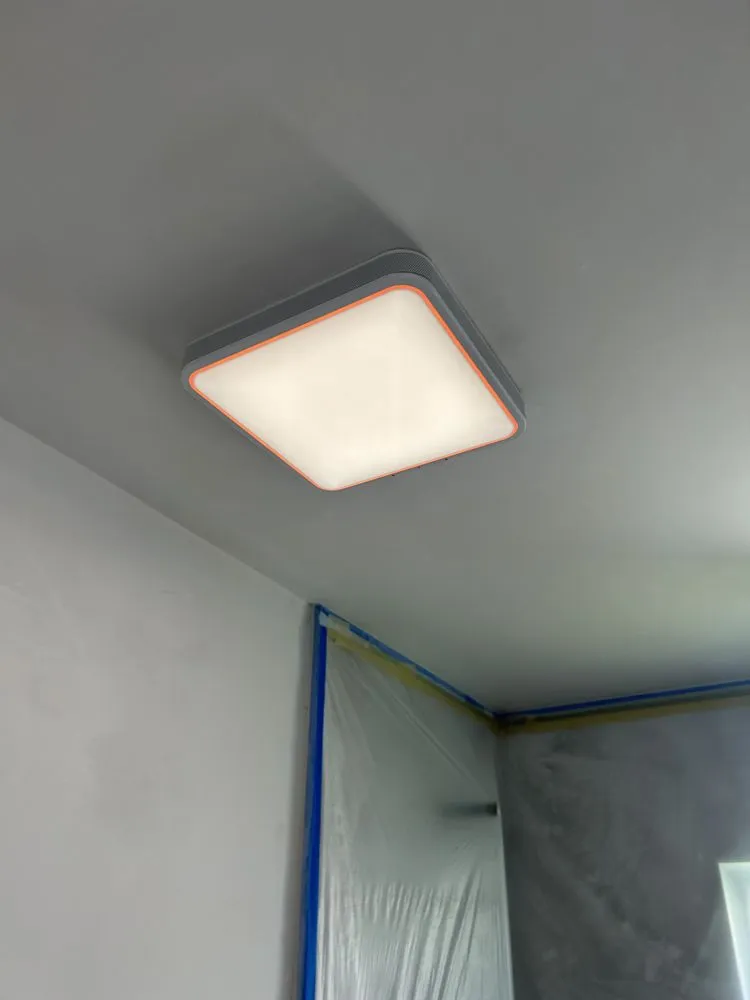 Slide of J&G Home Essentials