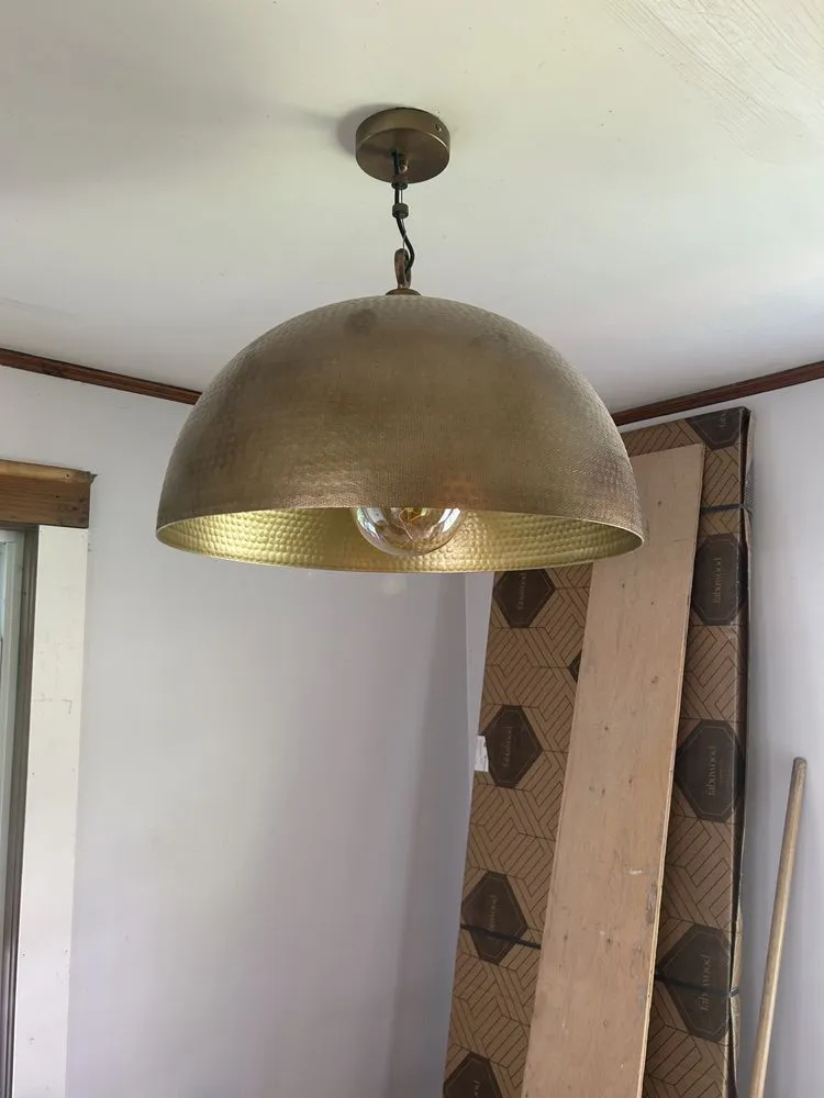 Slide of J&G Home Essentials