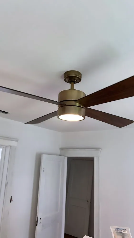 Slide of J&G Home Essentials