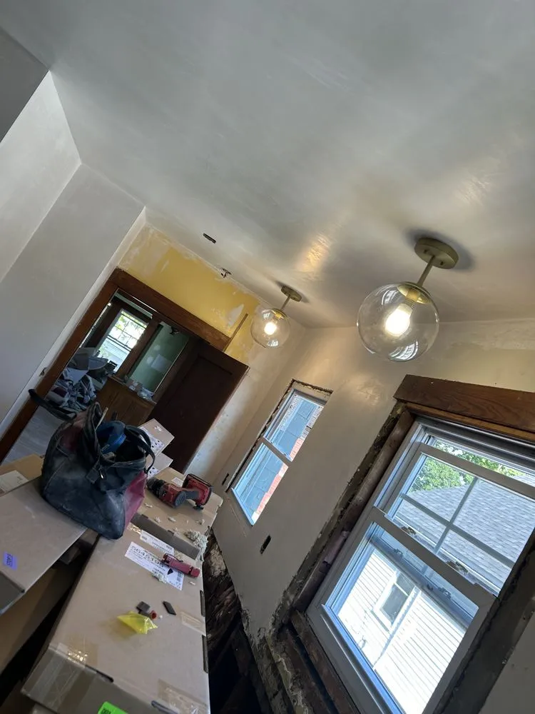 Slide of J&G Home Essentials