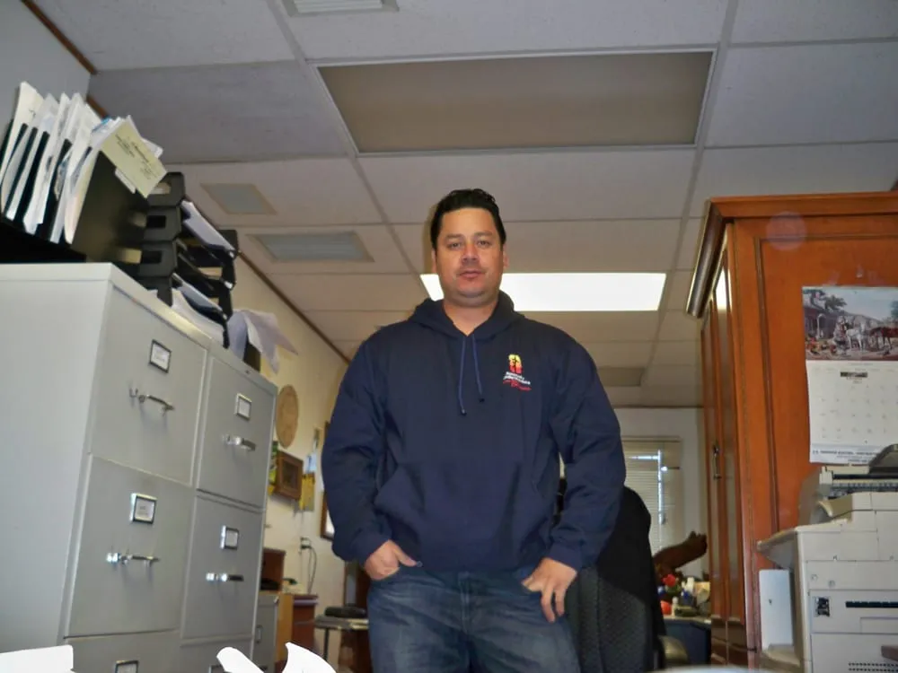 Slide of J.G. Mendoza Electric