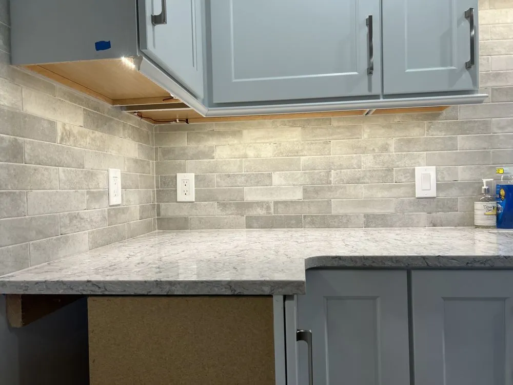 Slide of JGR Electric Services