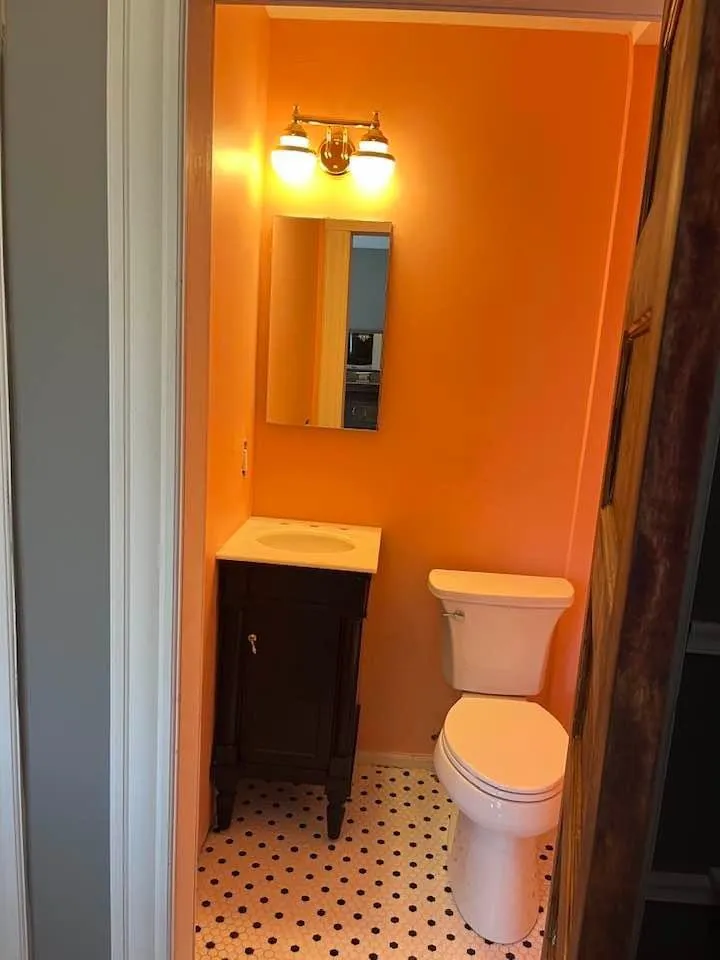 Licensed emergency electrical service experts serving ,  - Jh Remodeling