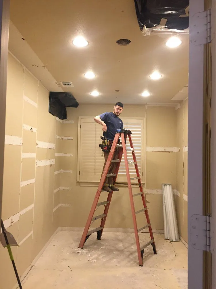 Slide of JHC Electrical