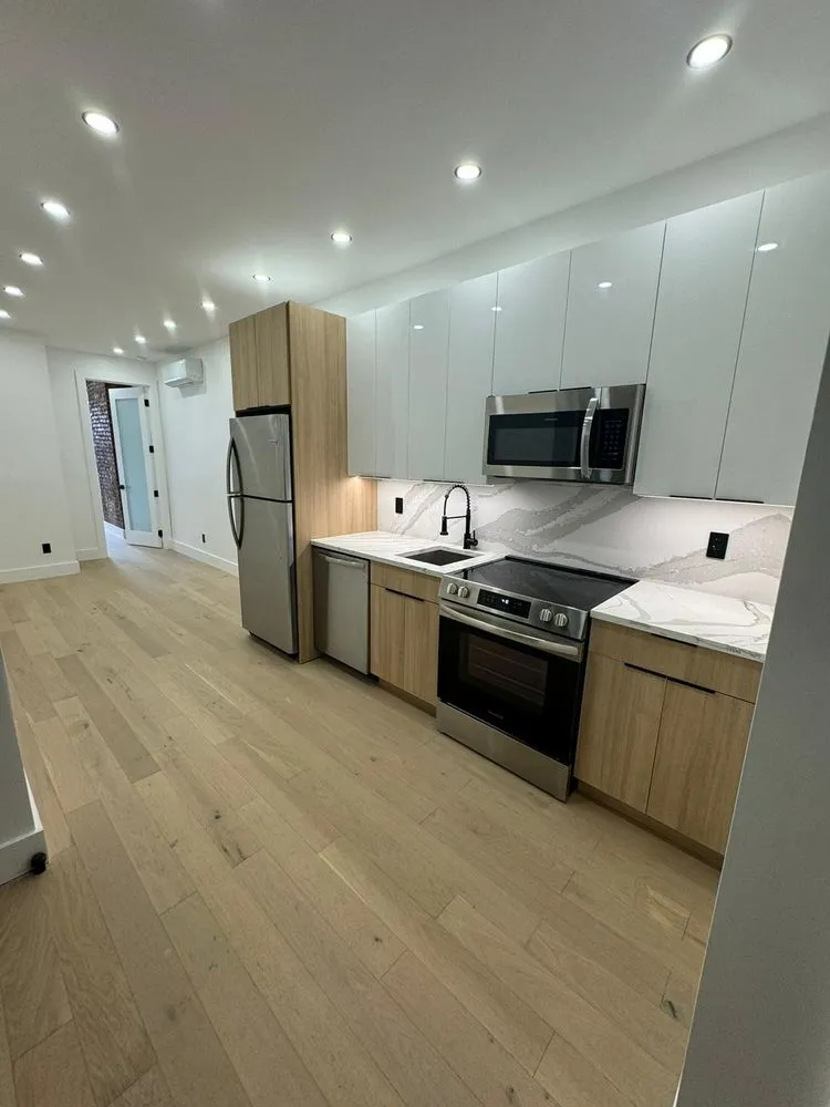 Slide of JHG Electric