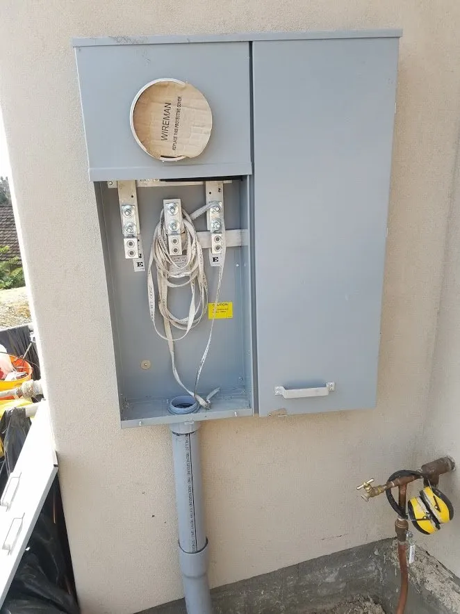 Slide of JHV ELECTRIC