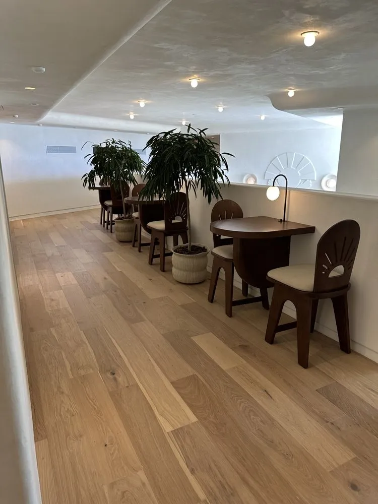 Slide of JHV ELECTRIC