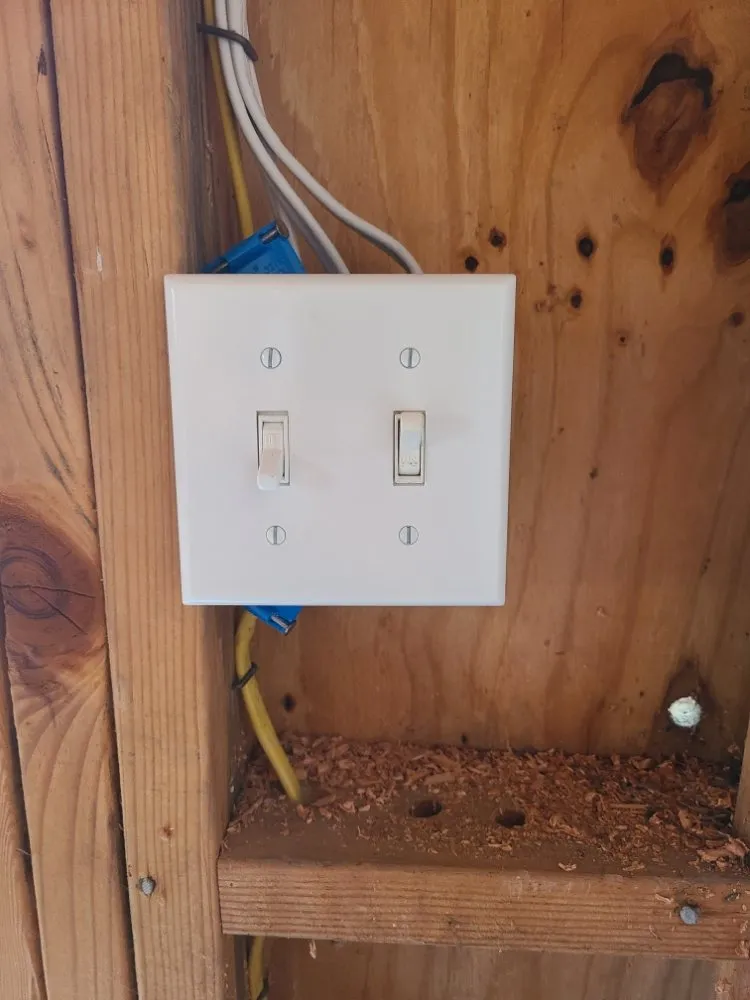 Slide of JHVELECTRIC.CORP