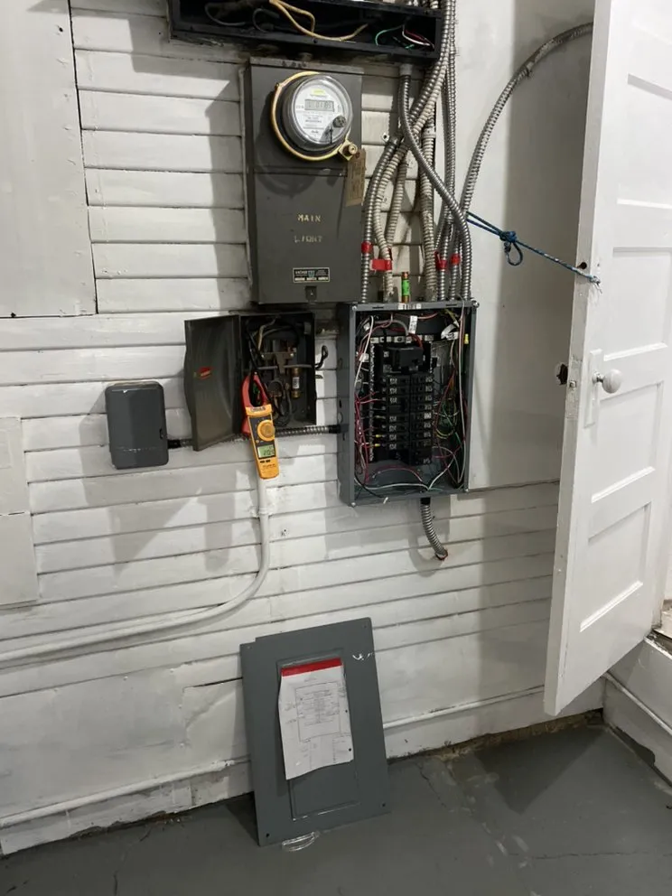 Slide of J&I Electric