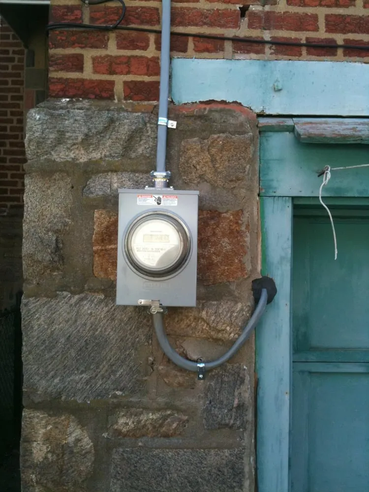 Professional electrical service for homes in outlet and switch repair,  by 