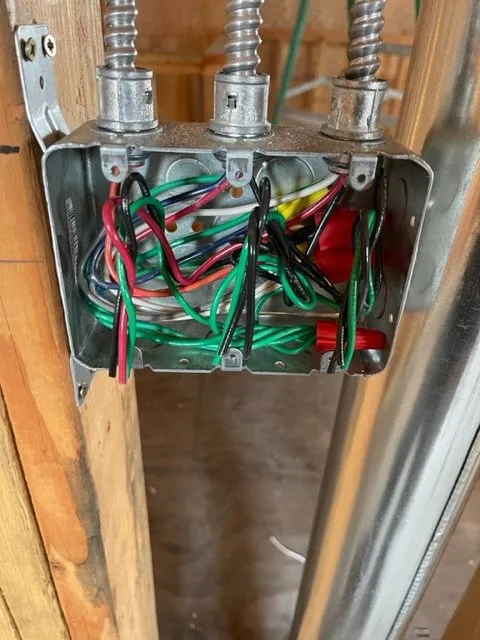 Professional outlet and switch repair in Arcadia, CA by Jimmy Professional Electric