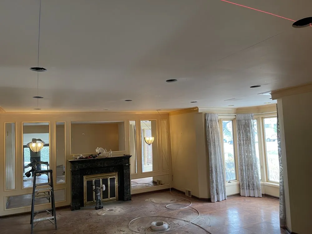 Expert electrician providing lighting installation in , 