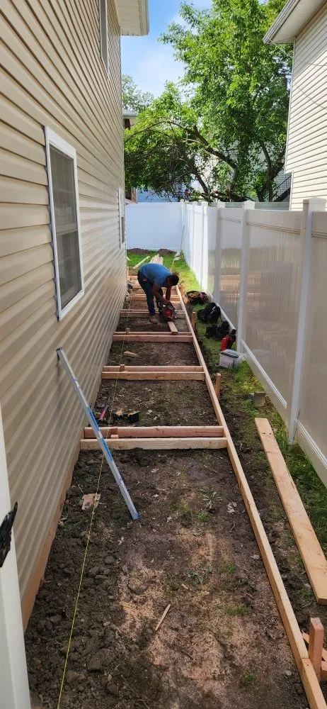 Slide of J&J Benitez