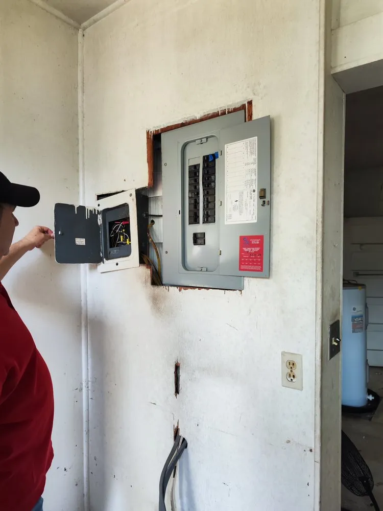 Slide of JJ Electricians