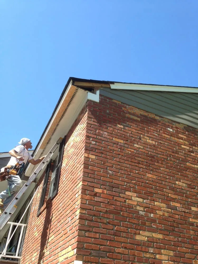 Professional electrician providing wiring installation in , 