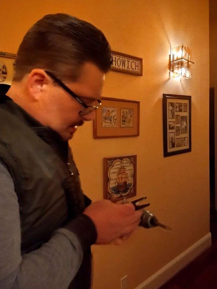 Slide of JJC Electric