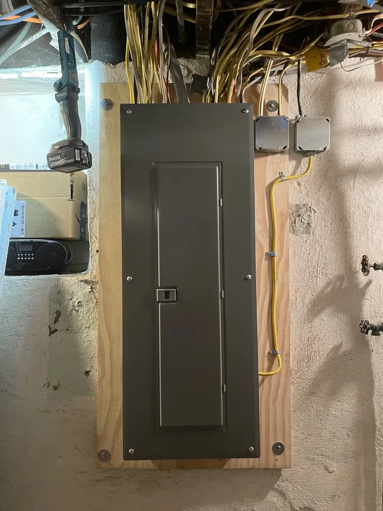 Affordable outlet and switch repair service in McKnight, PA - JJM Electric