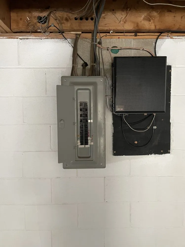 Emergency electrical repair in McKnight, PA by JJM Electric