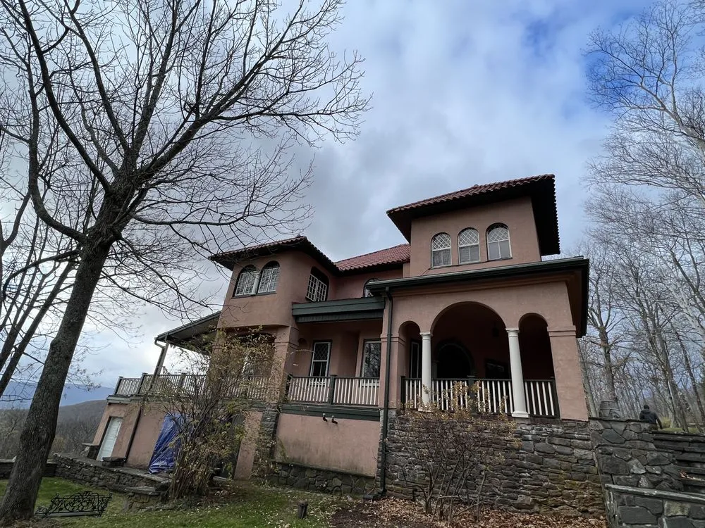 Slide of JJMorrisconstruction