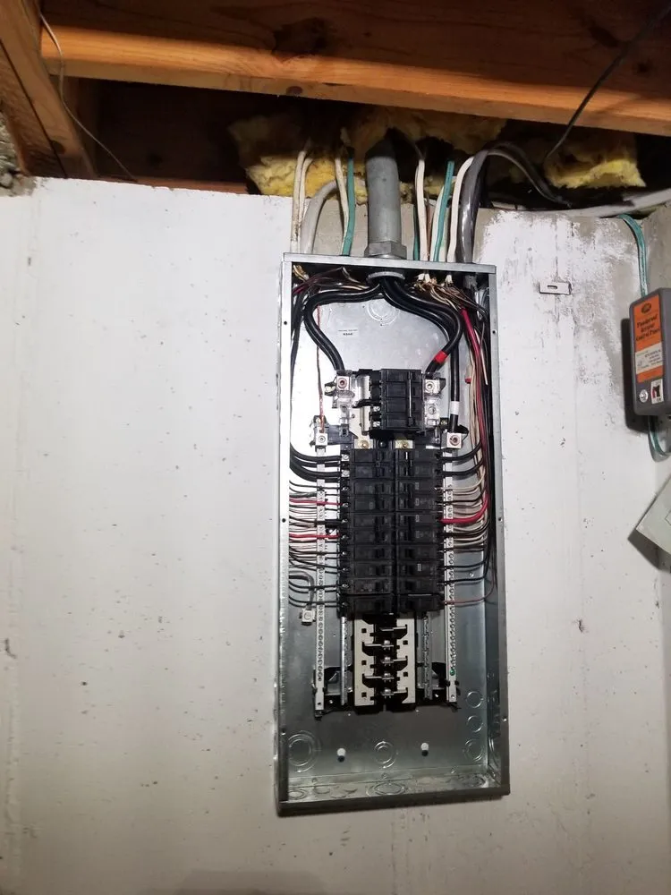 Professional outlet and switch repair experts serving Leslie, MO - JK Electric