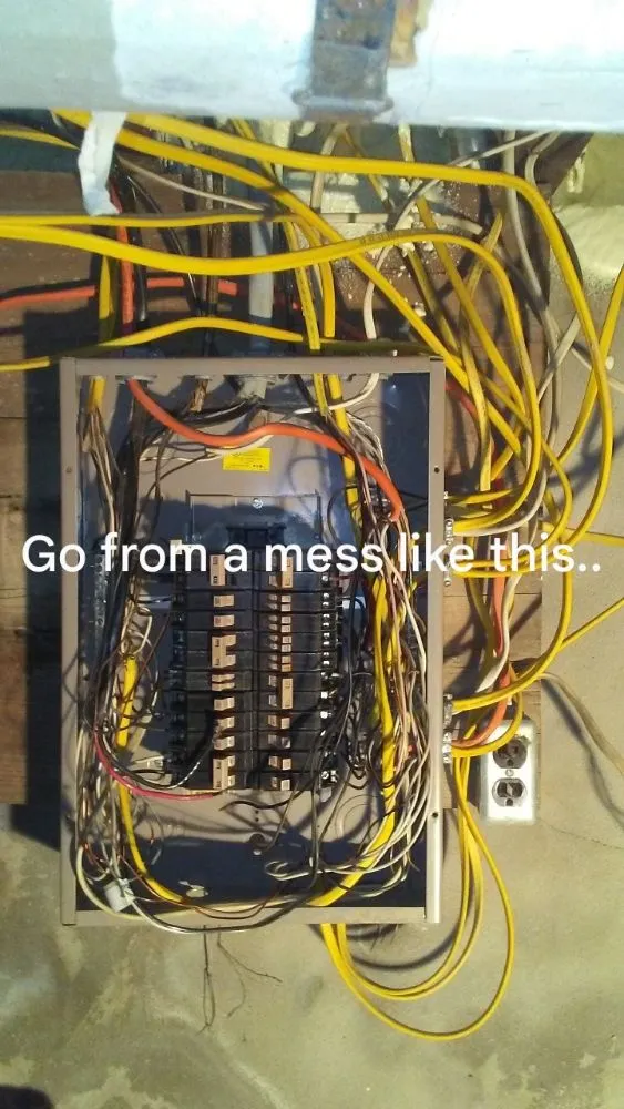 Licensed electrician providing electrical repair in , 