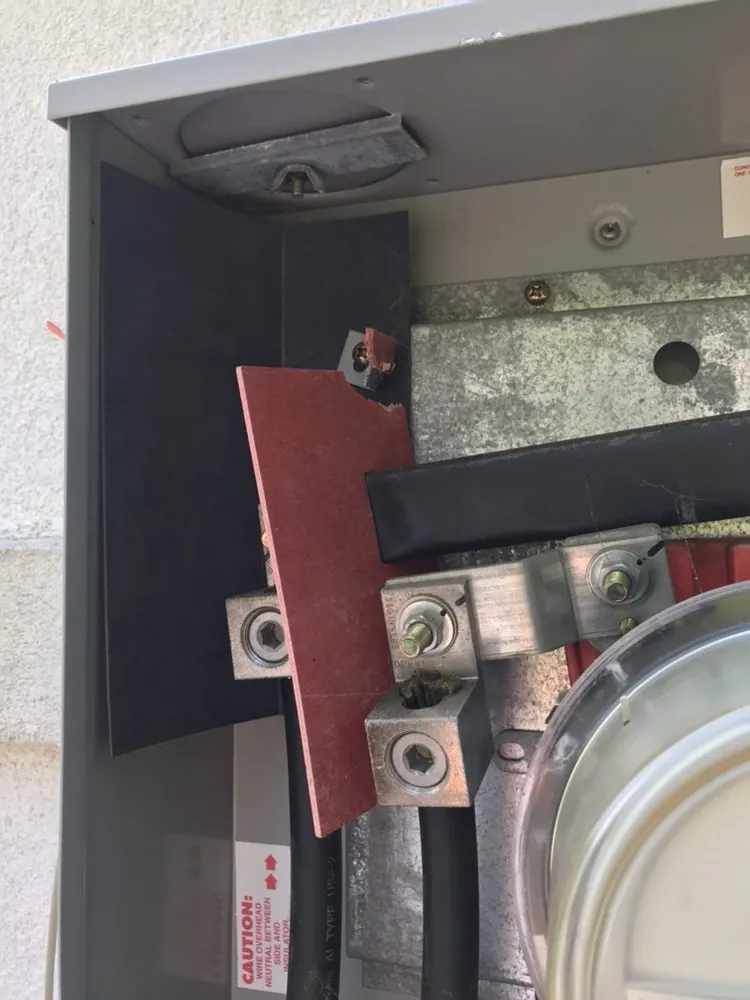 Professional electrician providing wiring installation in , 