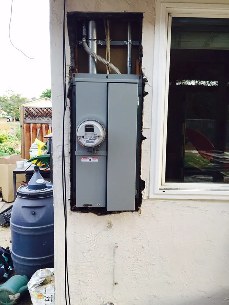 Slide of JLG Electric