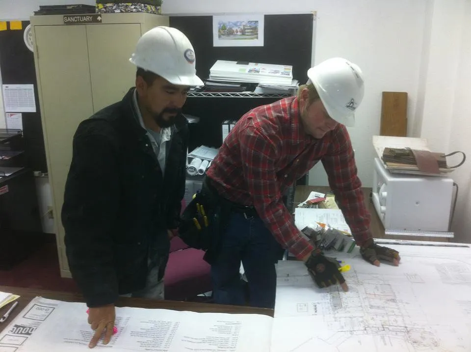 Slide of JL's Electric