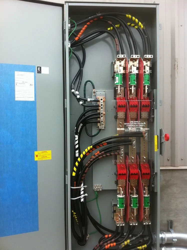 Slide of JL's Electric