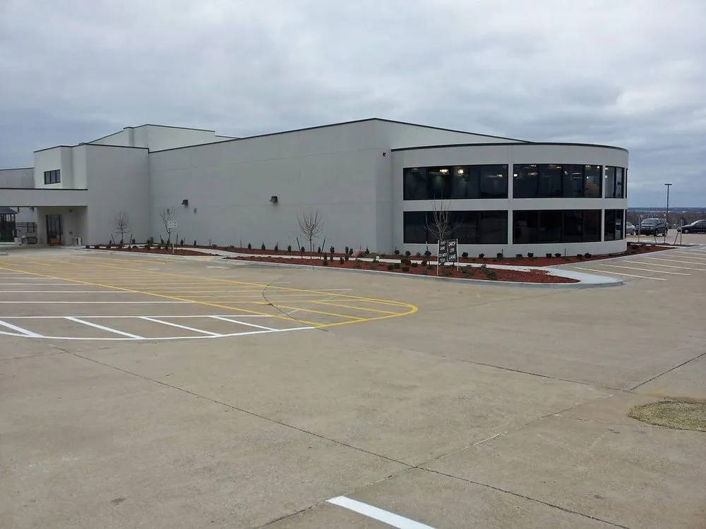 Slide of JL's Electric