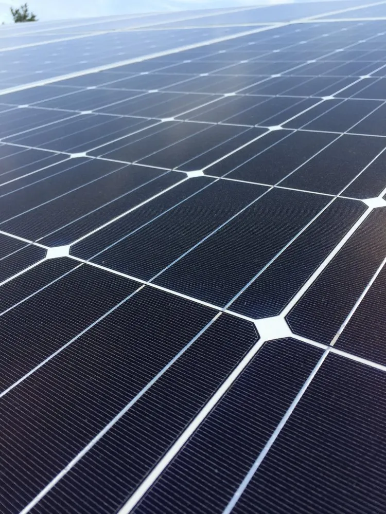 Trusted electrical service for homes in lighting installation, by