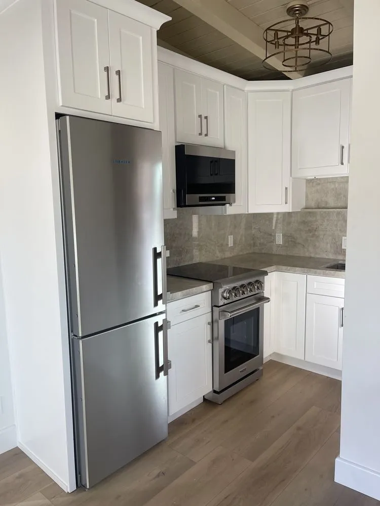 Slide of J&M Construction