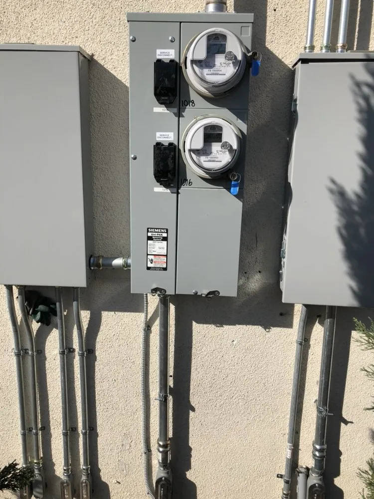 Slide of JM Electrical & Lighting