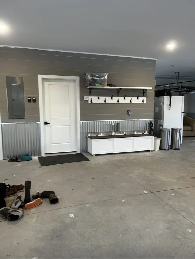 Reliable electrician providing emergency electrical service in ,