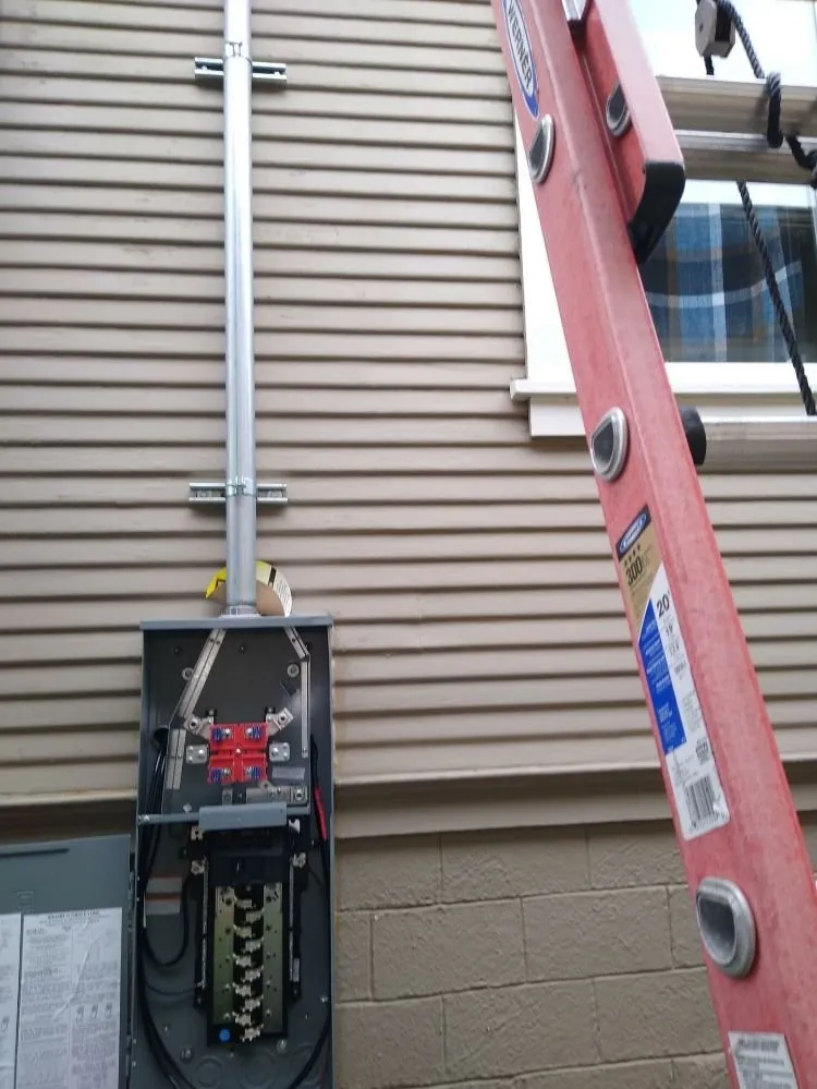 Professional outlet and switch repair in San Francisco Bay Area, CA by JMC Electric