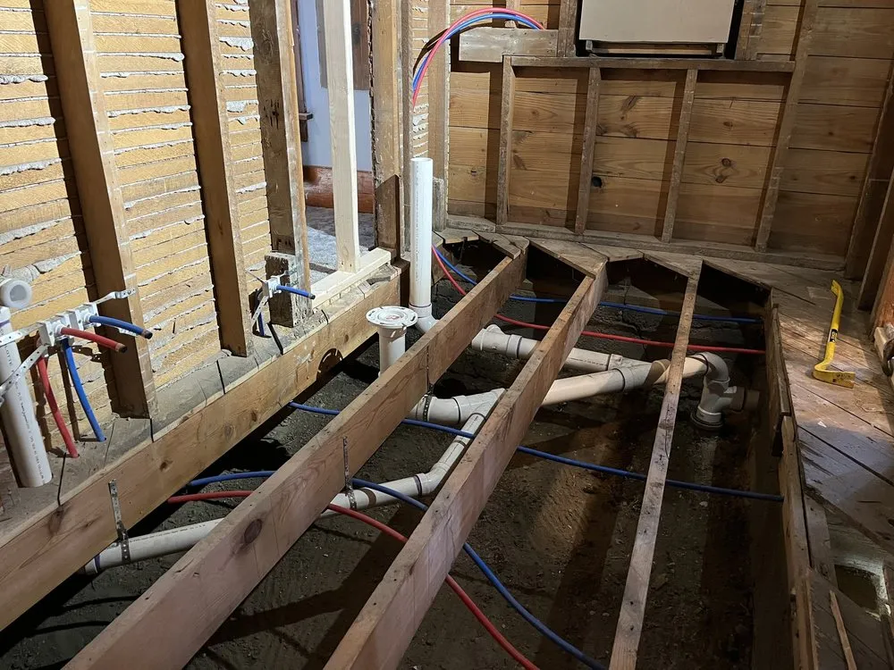 Trusted electrician providing circuit breaker repair in Miller, MO - Jmr Construction & Renovation