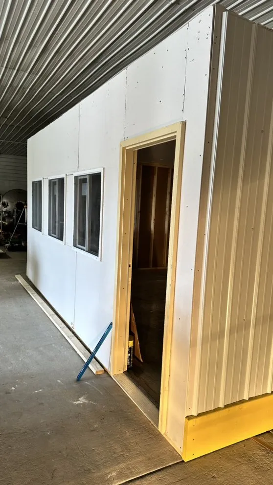 Affordable outlet and switch repair in Blackberry Township, IL by JMU construction