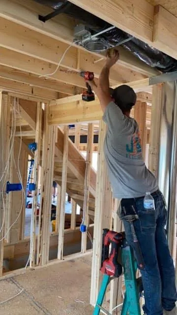 Slide of J&N Electric