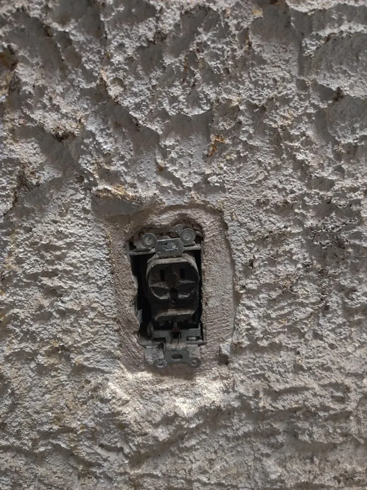 Slide of JN Noel Home Improvement