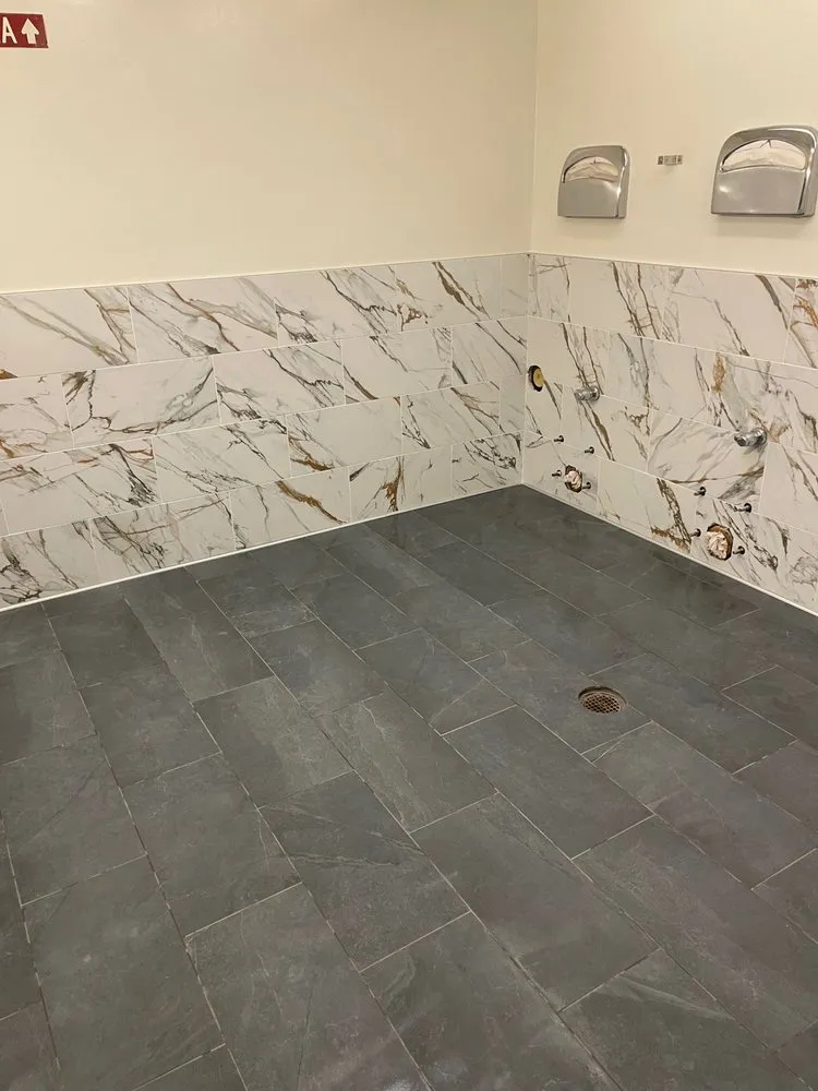 Slide of JNJ Construction Group