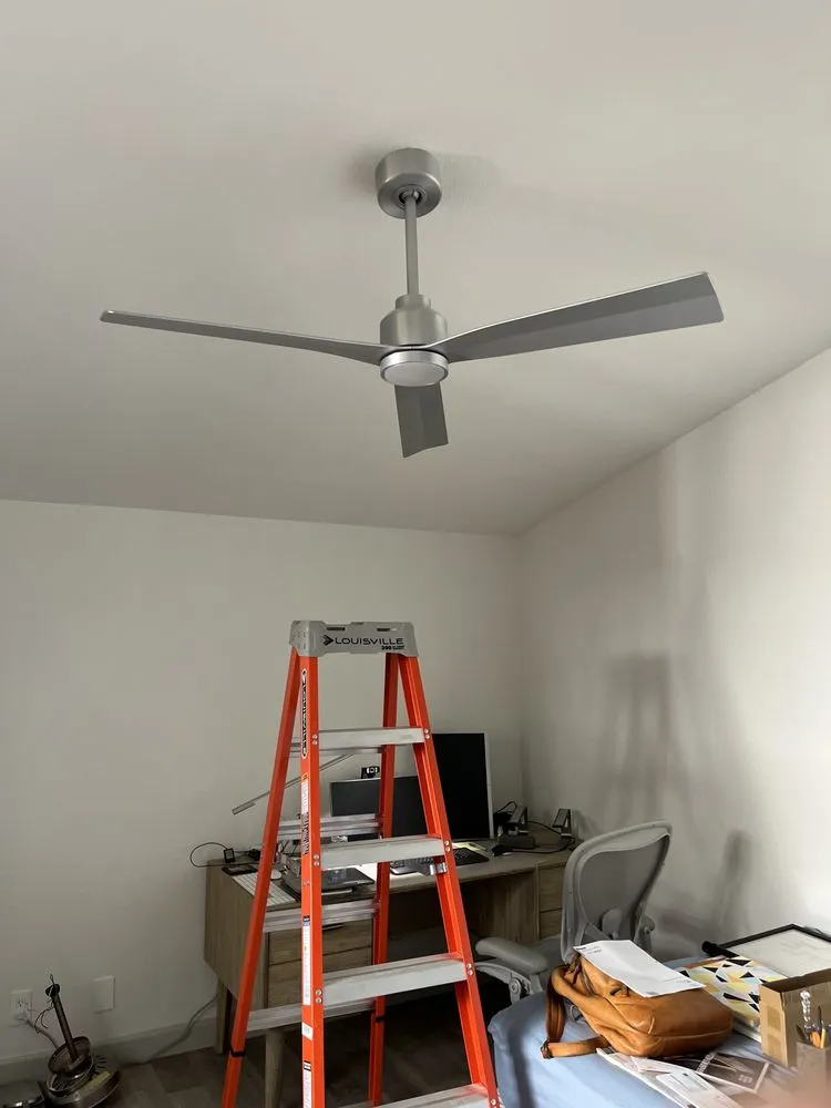 Slide of JNJ Construction Group