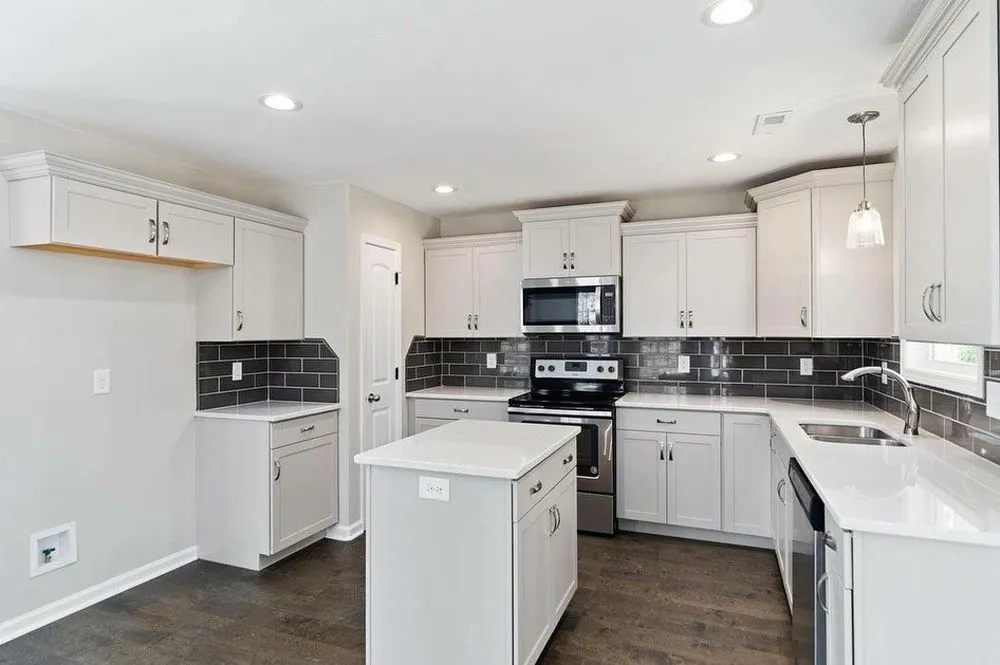 Slide of Jodi's Cabinets Sales