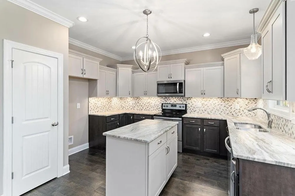 Slide of Jodi's Cabinets Sales