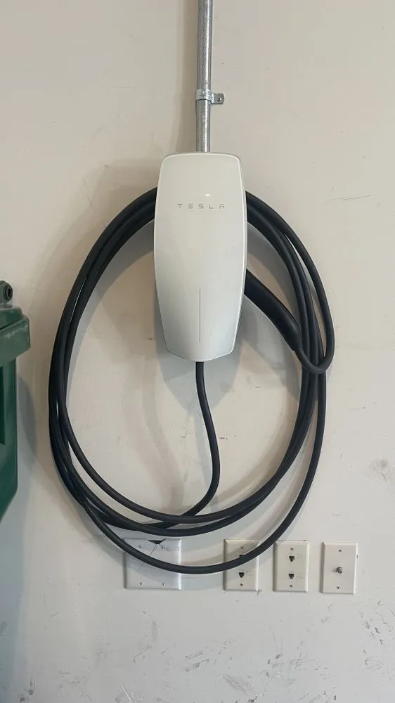 Slide of Joe Jackson Electrician