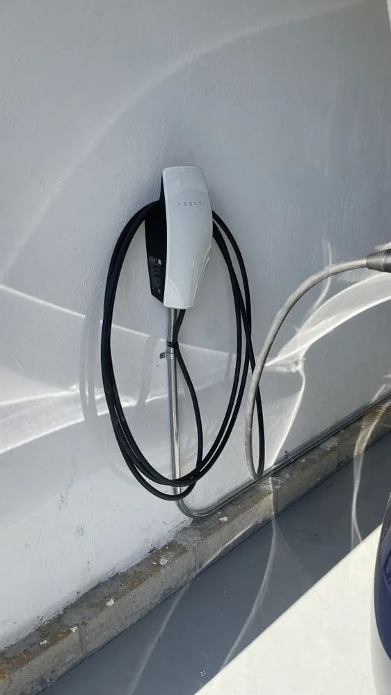 Slide of Joe Jackson Electrician