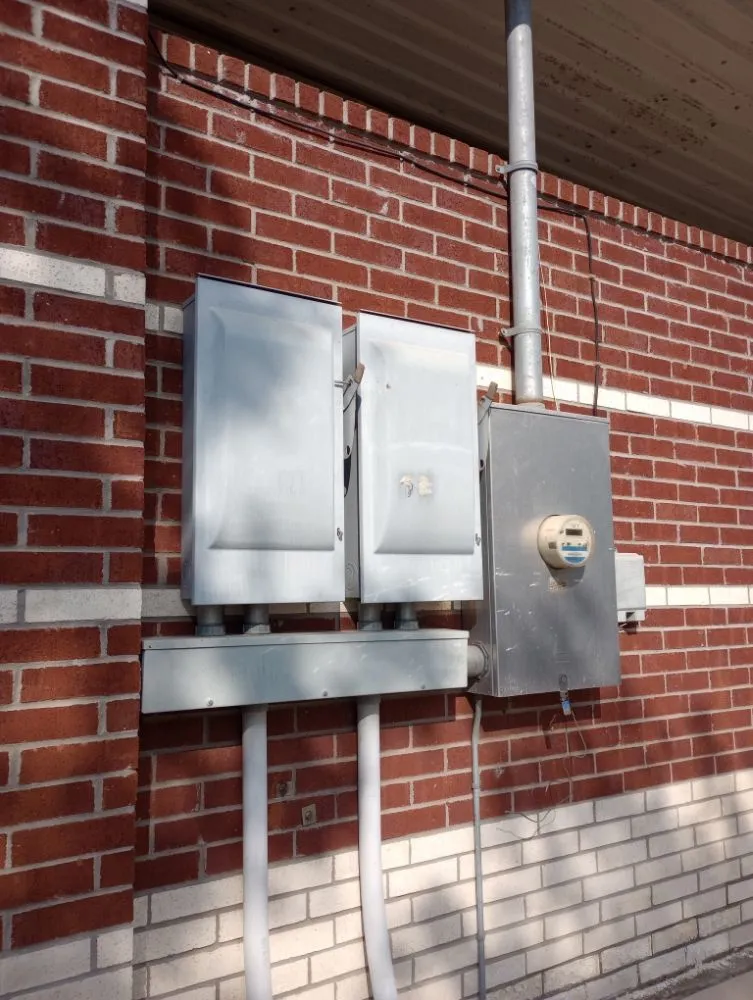 Slide of Joe Mata Electric